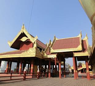 Nachgebaute Gebäude