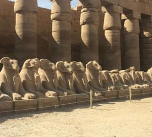 Tempel ....