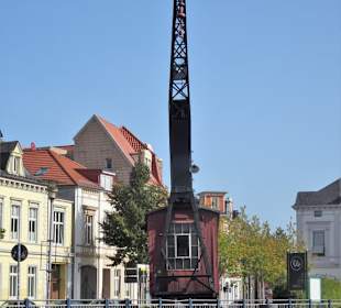 Blick auf den Alten Hafenkran Oldenburg