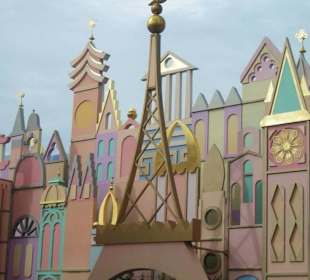 Ingresso Small World