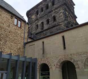 Porta Nigra vom innenhof