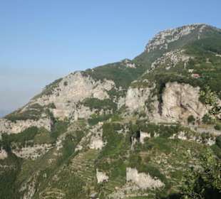 Beginn des Weges vom Gegenhang aus gesehen