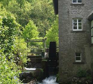 Intakte Wassermühle
