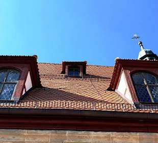 Die Erker am Dach