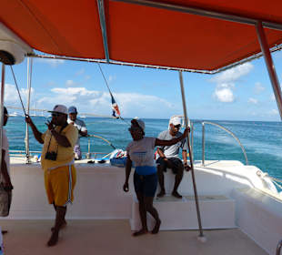 Entspannter Tripp mit dem Katamaran