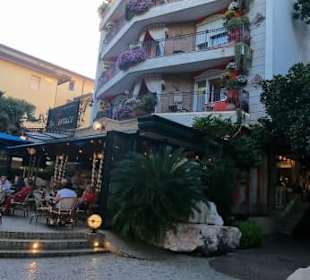 Das schöne Hotel