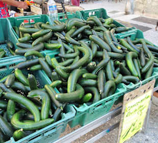 Impressionen vom Wochenmarkt in Argelès-Village