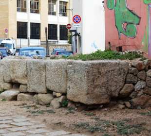 Punische Stadtmauer