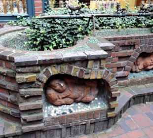 Ansichten des Sieben-Faulen-Brunnens