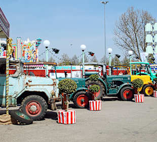 Ausstellung ,,Alte Traktoren''