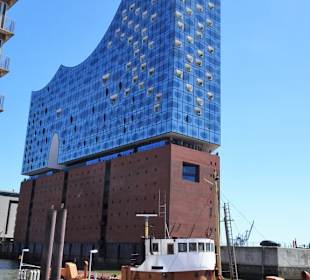 Blick auf die Elbphilharmonie 