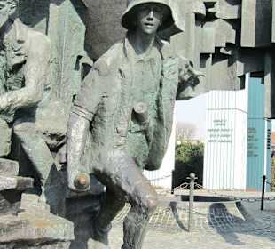 Nowe Miasto, Pomnik Powstania Warszawskiego 1944