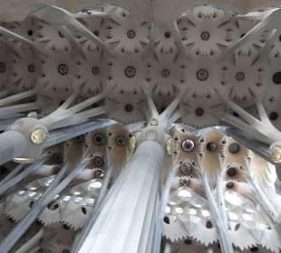 Sagrada Familia: Innenraum