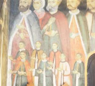 Eingang zur kleinen Kirche