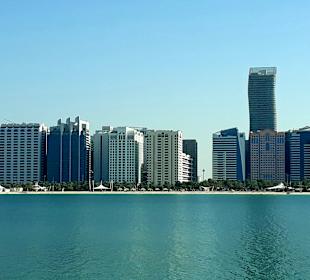 Skyline Abu Dhabi