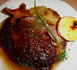 Das Westernschnitzel mit Barbecue-Sauce