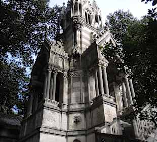 Impression des aussergewöhnlichen Friedhofs