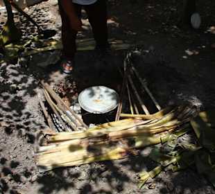 Erdhuhn bei einer mex. Familie- sehr lecker!