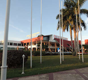 Einkaufscenter kurz vor dem Hotel Sol Palmeras