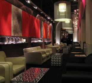 Dorint Sofitel Bayernpost, Bibliothek