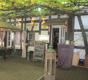 Candles Lounge Biergarten