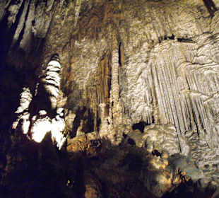 Im Innern der Höhle