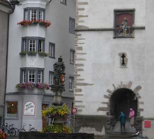 Martinsplatz mit Martinsbrunnen und Martinskirche