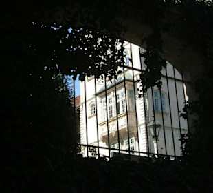 Durchblick auf das Schloss