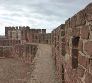 In der Burganlage von Silves