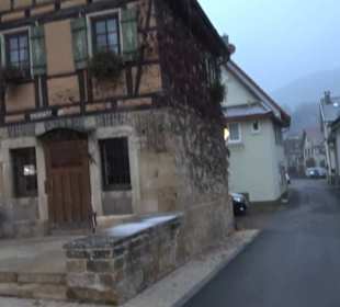 Mittleres Backhaus