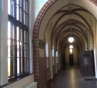 Gericht + Gefängnis - Burgkloster