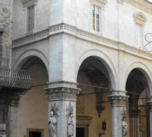 Loggia della Mercanzia