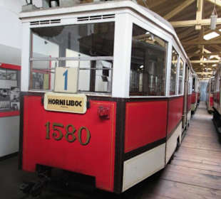 Im Museum des öffentlichen Peronennahverkehrs