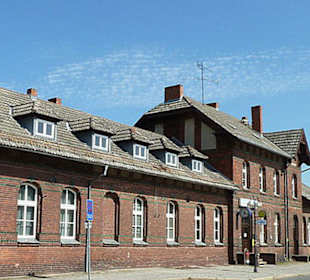 Bahnhofsgebäude