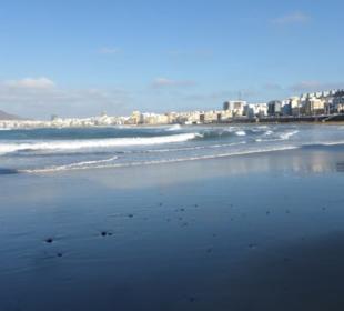 Die Playa de las Canteras von Las Palmas