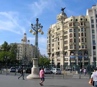 Архитектура Plaza del Ayuntamiento