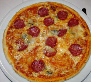 Pizza Mafiosa im Ristorante Bellini