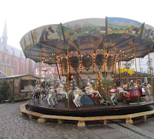 Neustadter Weihnachtsmarkt auf dem Marktplatz