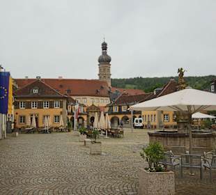 Blick von St. Georg zum Schloss