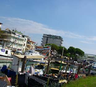 Am Hafen