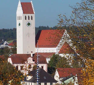 Basilika von Osten im Herbst