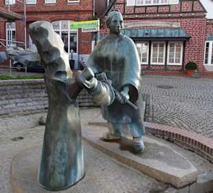 Impressionen vom Denkmal "Die Wringerin"