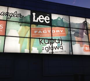 Factory Outlet 