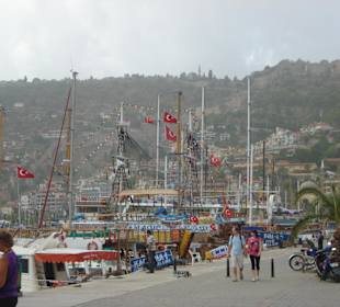 Der Hafen von Alanya