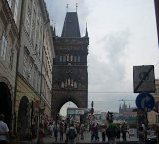 Torre del ponte carlo