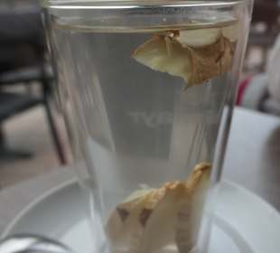 Pause im Café Domschatz, Breiter Weg 261