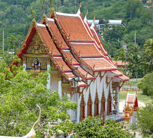 Teil der Tempelanlage auf Phuket