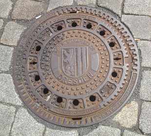 Люк  в дрездене