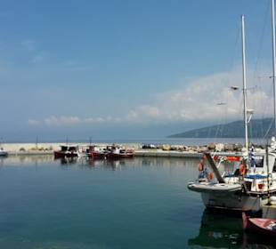 Hafen zur Abreise nach Skiathos