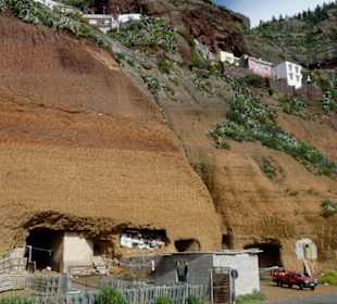Höhlenwohnungen im Bau